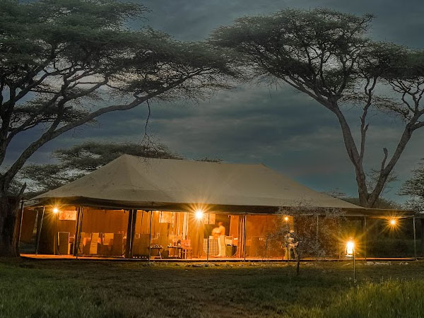 Angata Bologonja on Tanzania Safari